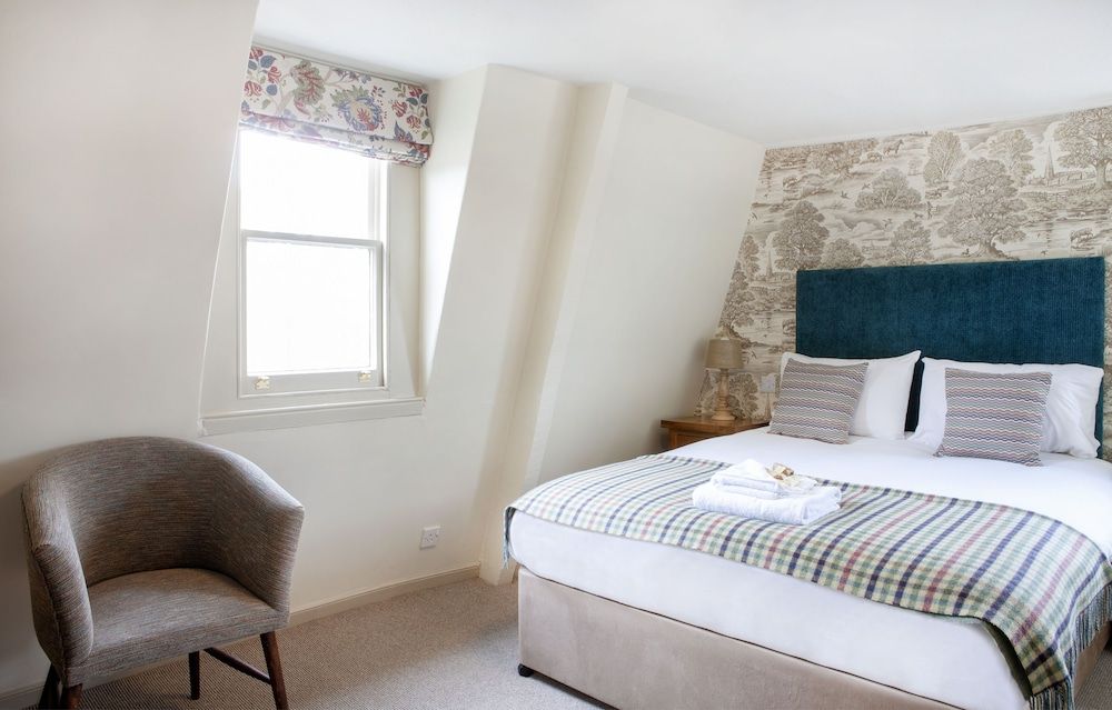 The Kings Arms Hotel - Inn 2