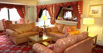 Lakeside International Hotel 2