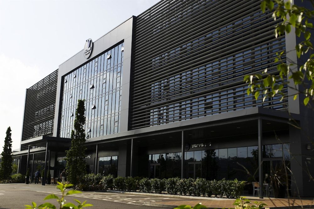 Village Hotel London Watford 4 estrelas em Borehamwood