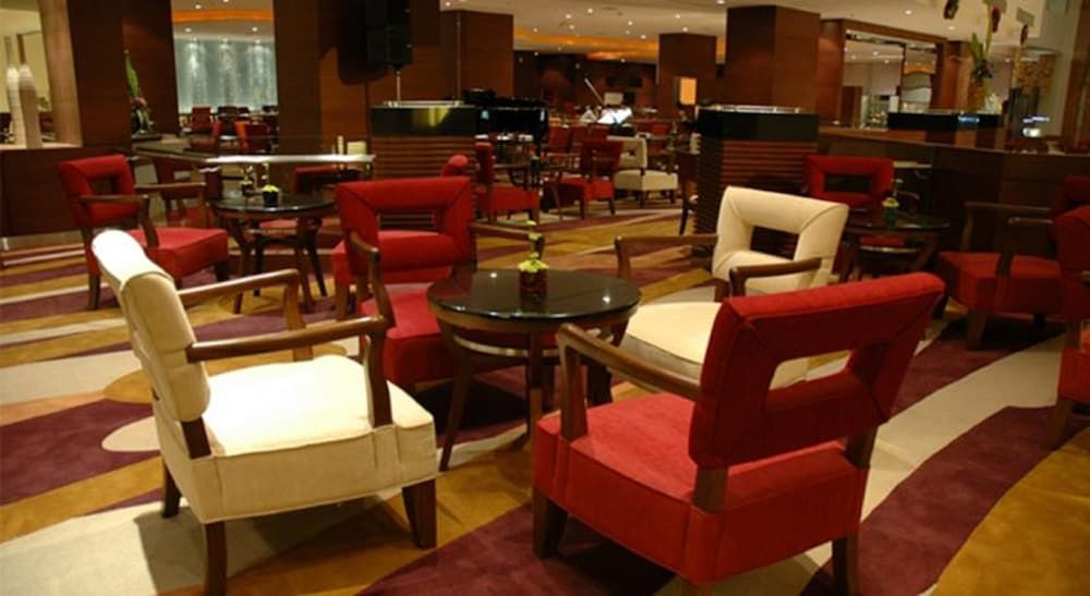 Richmond Stylish Convention Hotel 3