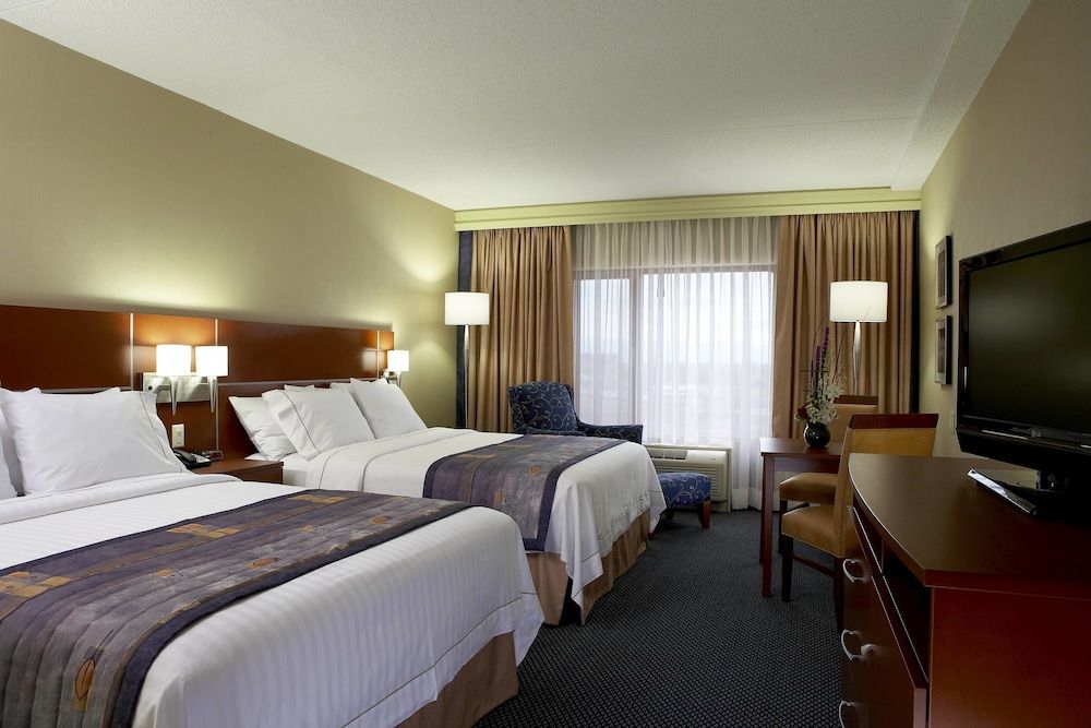 Fairfield Inn & Suites by Marriott Montreal Airport 3
