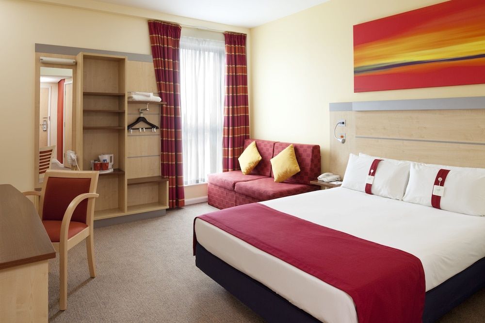 Holiday Inn Express Hull City Centre 2