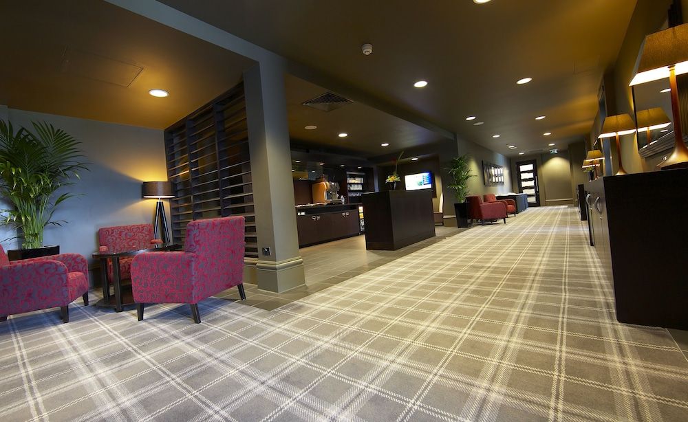 Village Hotel Manchester Ashton 2