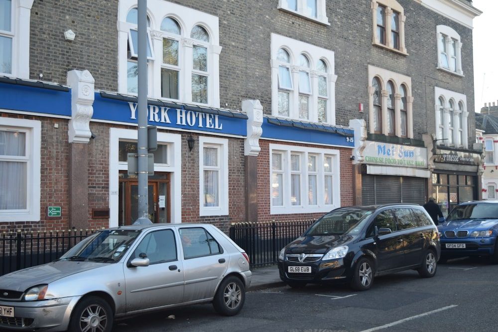York Hotel 1
