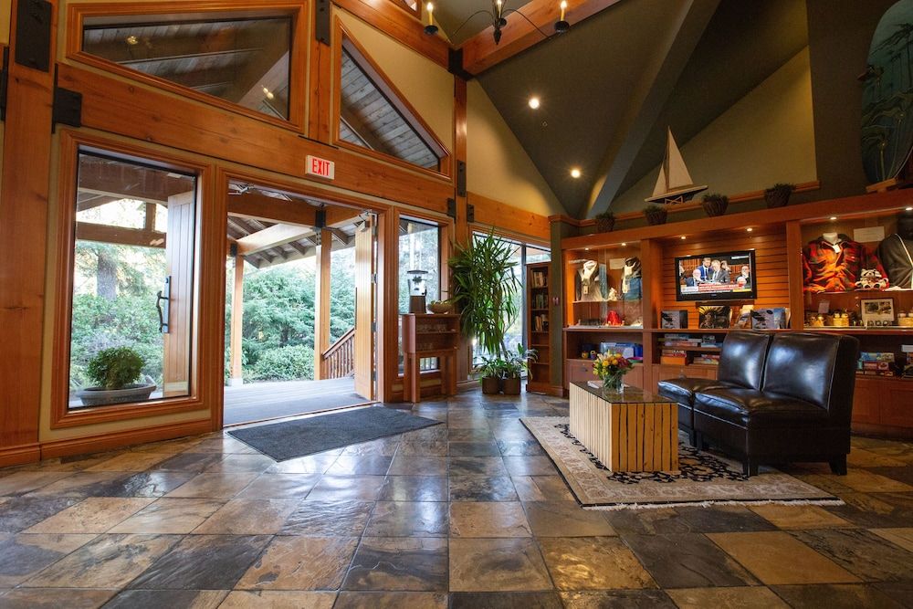 Long Beach Lodge Resort 3