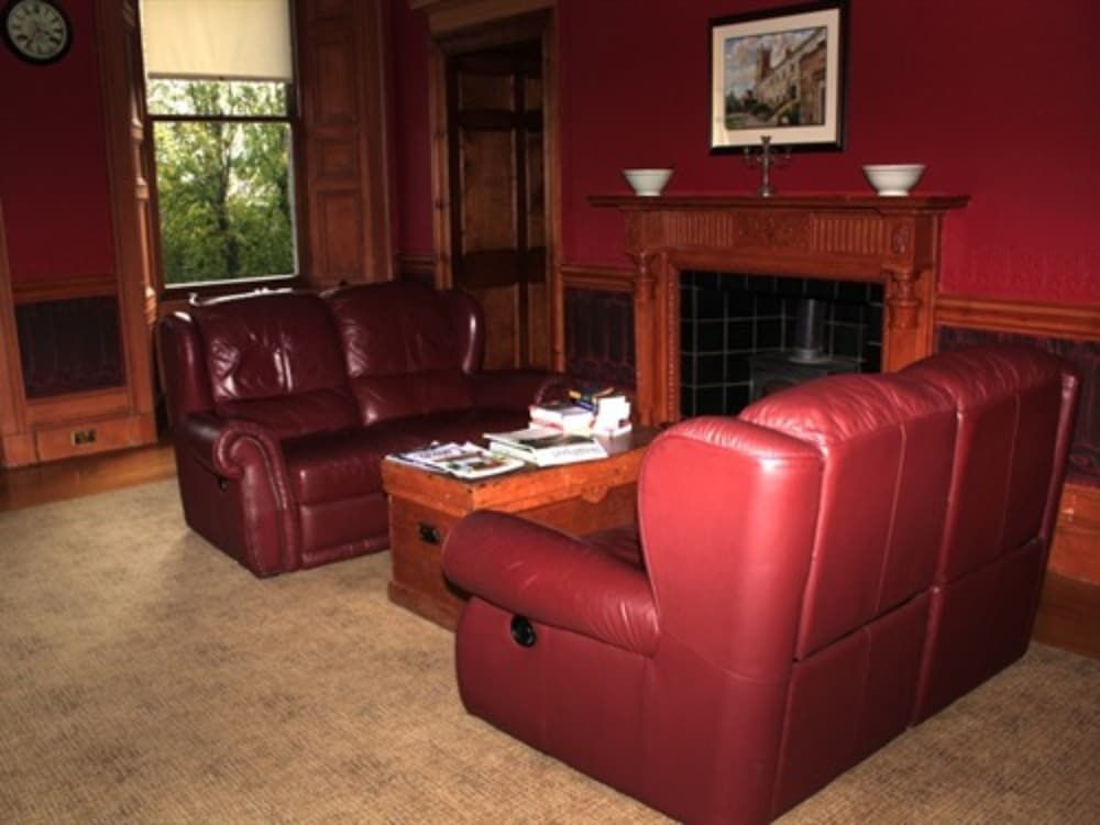 Ashtree House Hotel 2