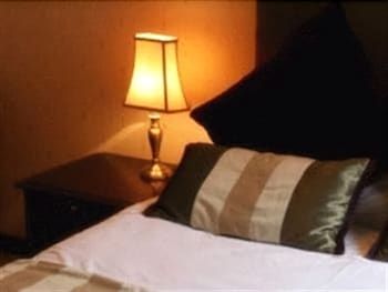 Burnhouse Manor Hotel 2