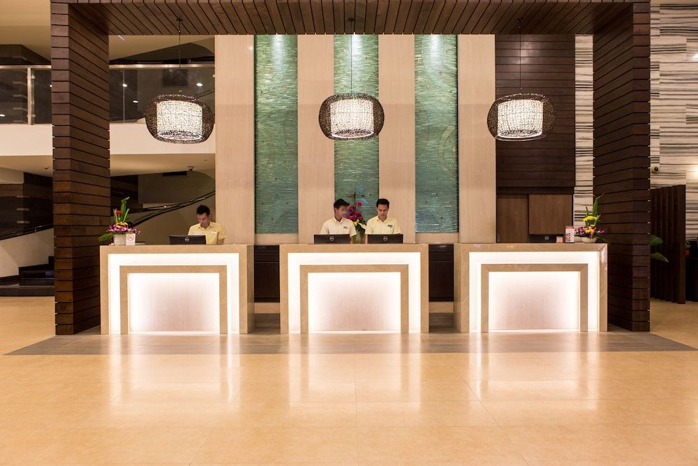 Deevana Plaza Phuket 3