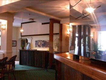 Templars Hotel and Carvery 2