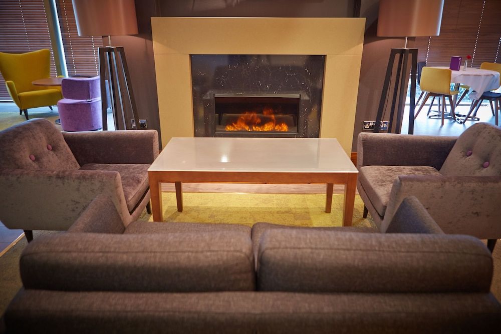 Mercure Sheffield Parkway 2