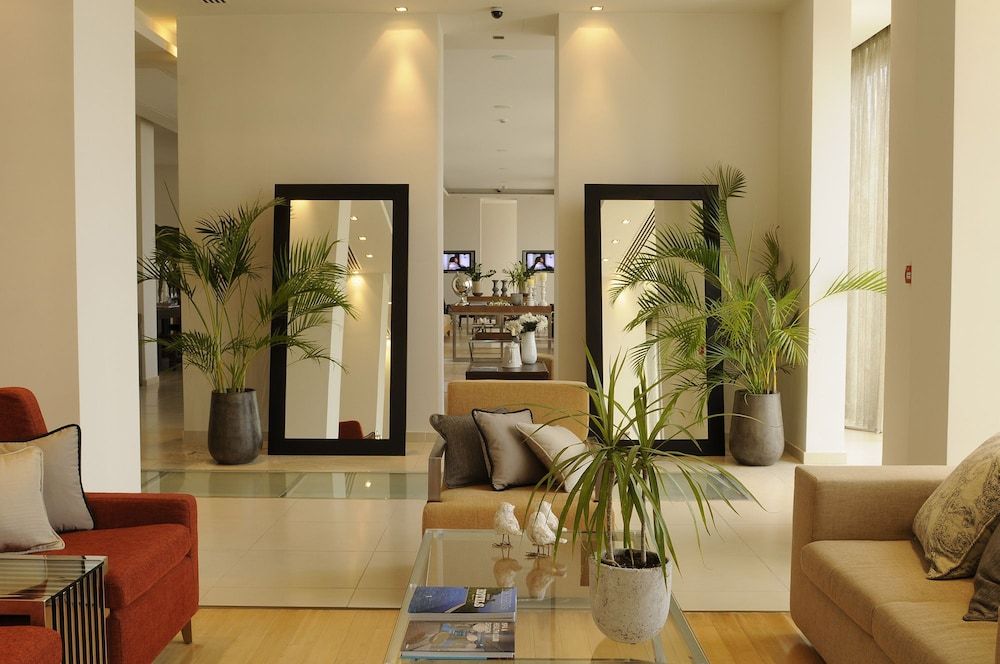E Hotel Spa and Resort 2 E Hotel Spa and Resort 2