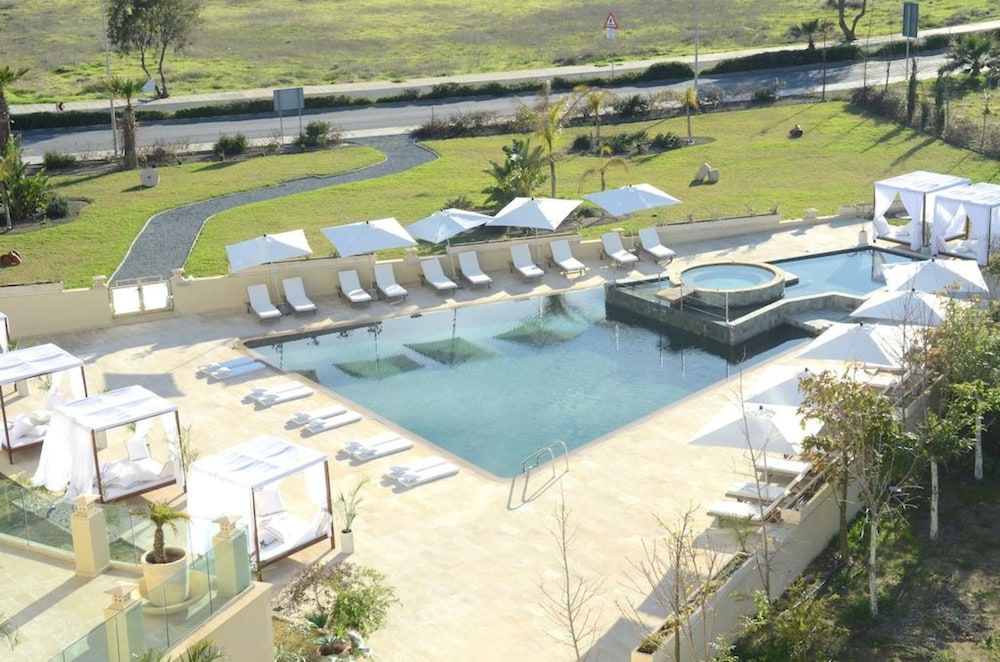 E Hotel Spa and Resort 4 estrellas en Lárnaca