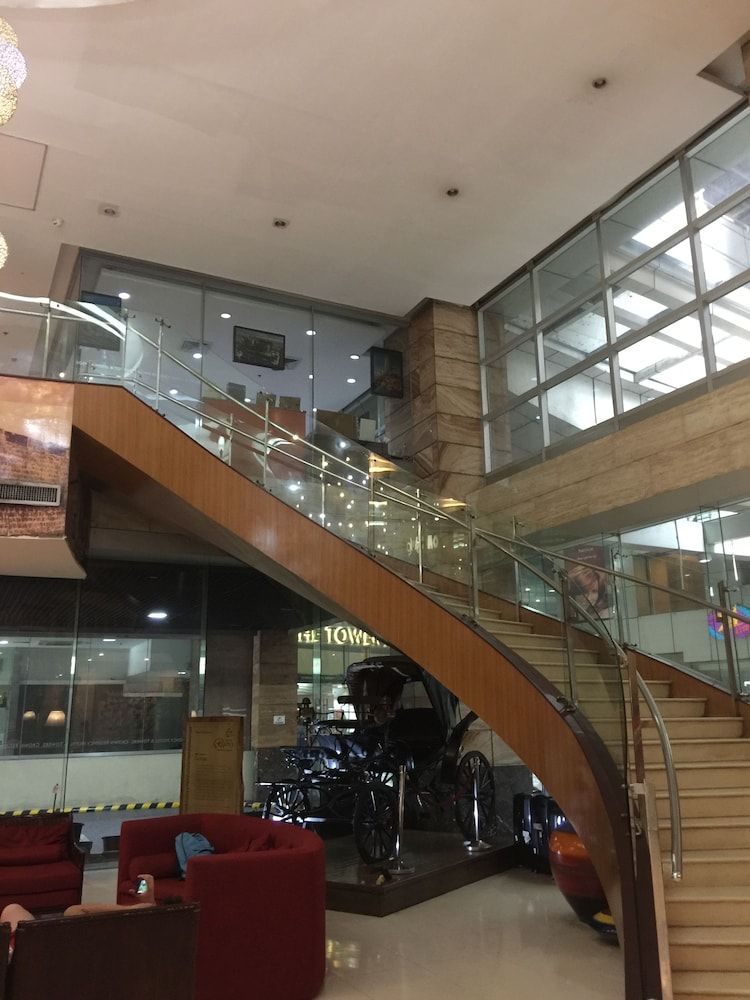 Crown Regency Hotel and Towers Cebu 2 Crown Regency Hotel and Towers Cebu 2