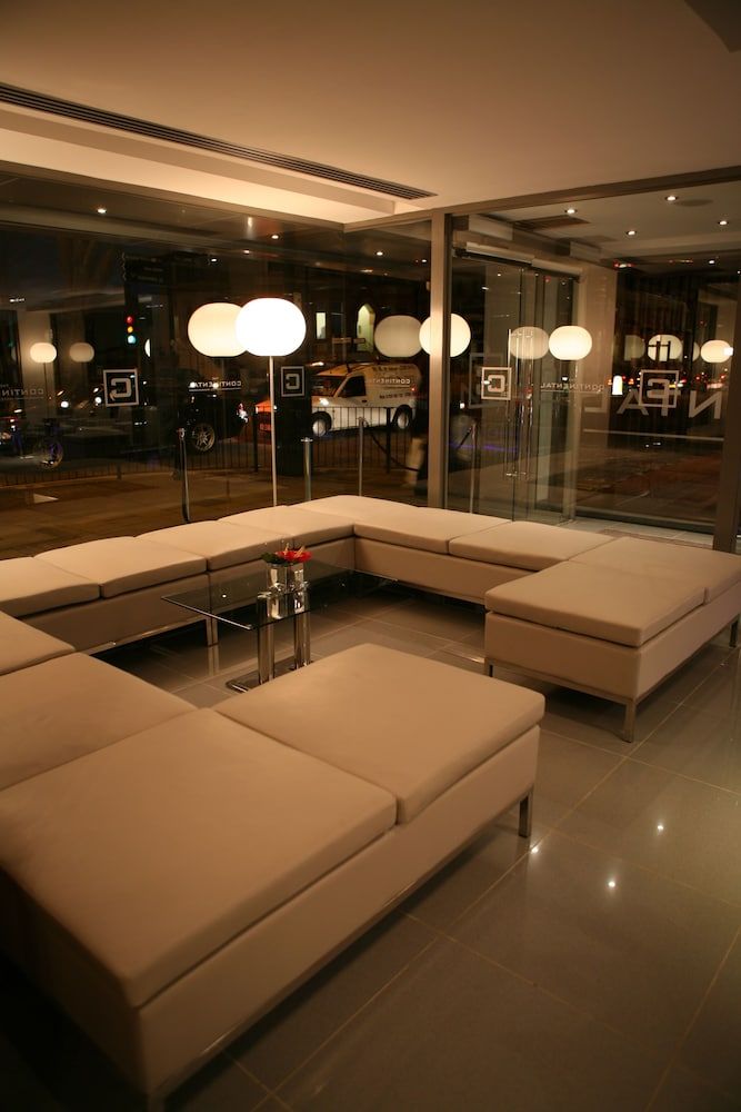 The Continental Hotel Heathrow 2