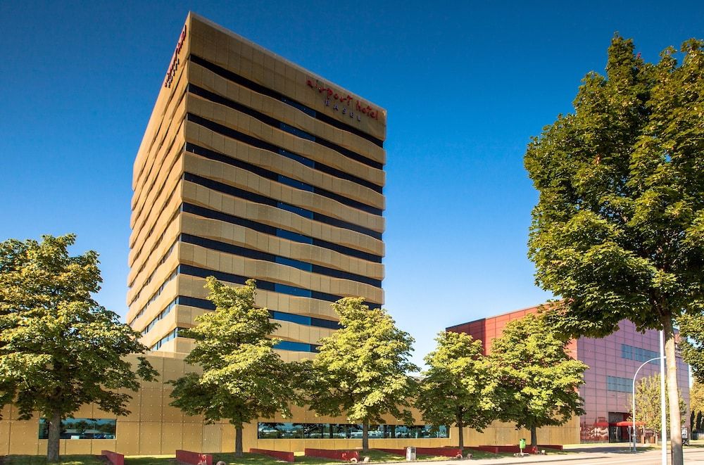Airport Hotel Basel - Convenient & Friendly 1 Airport Hotel Basel - Convenient & Friendly 1