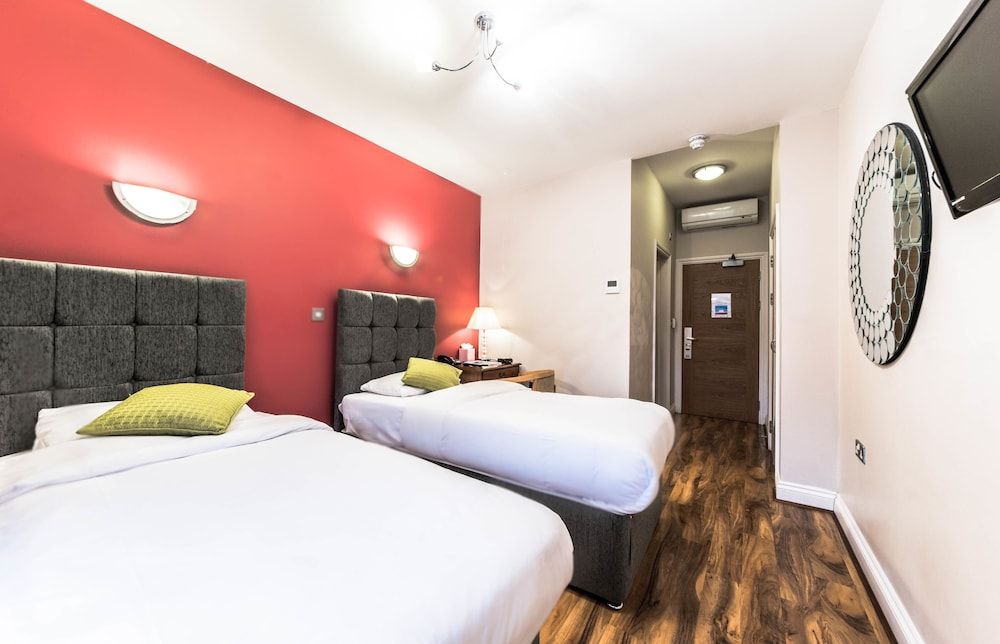 Baylis House Hotel, Sure Hotel Collection by Best Western 3