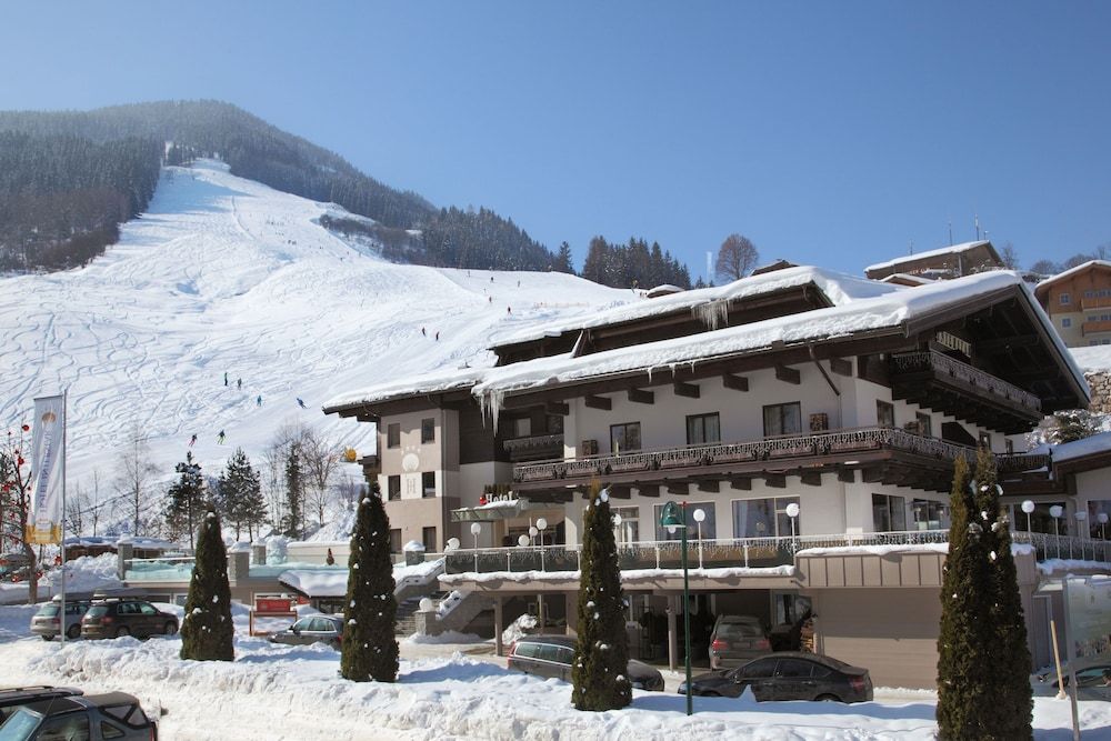 Interstar 4 estrelas em Saalbach-Hinterglemm