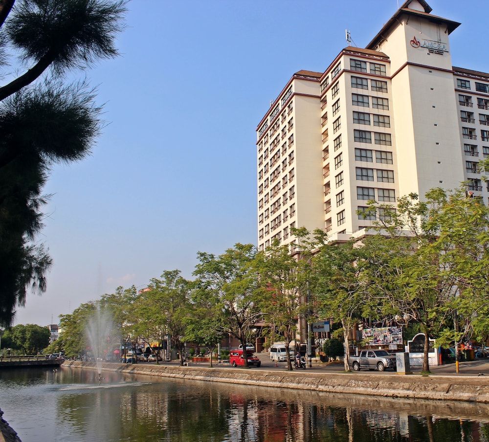 Amora Hotel Tapae Chiang Mai 1