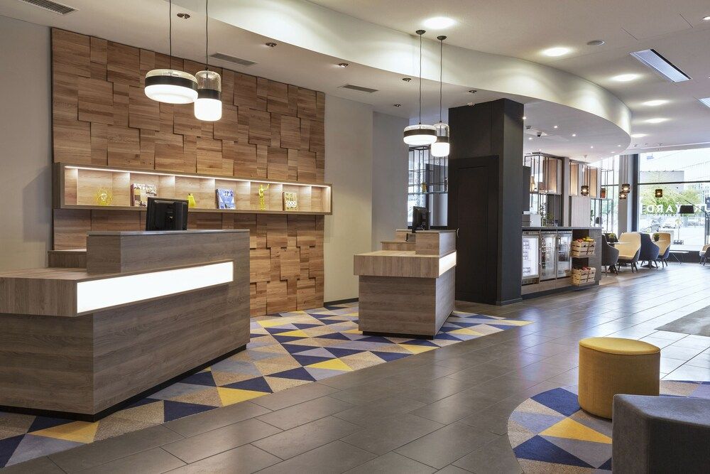 Courtyard Zurich North 2