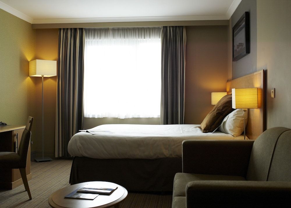 Village Hotel Swansea 3