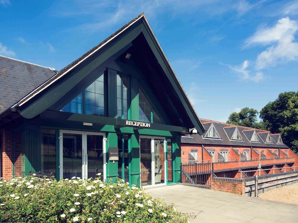 Mercure Warwickshire Walton Hall Hotel & Spa 4 estrelas em Warwick