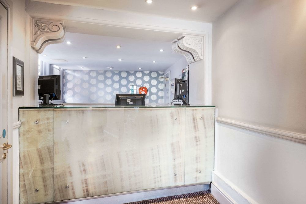 Clarion Collection Harte & Garter Hotel & Spa 2 Clarion Collection Harte & Garter Hotel & Spa 2