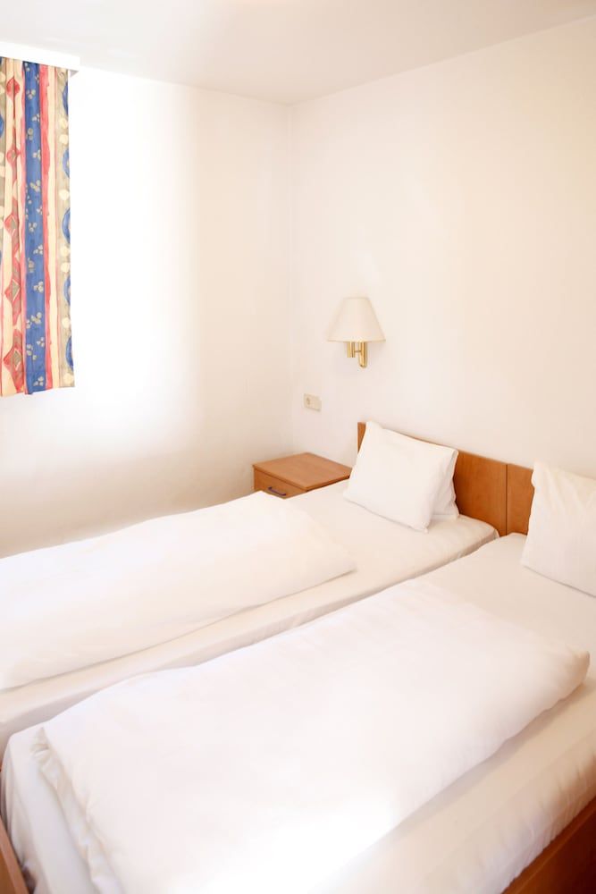 Sonnenhotel Hafnersee 3