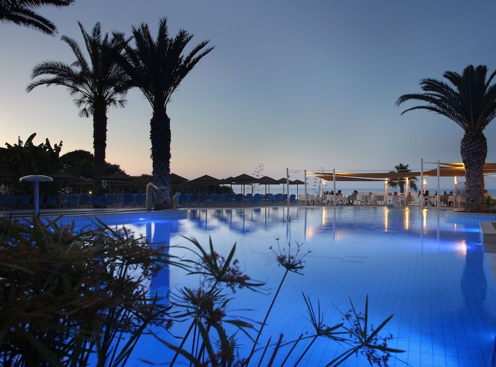 Malama Beach Holiday Village 4 estrelas em Paralimni