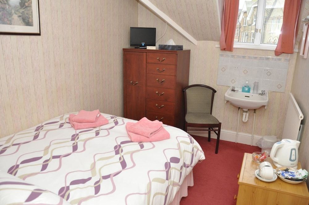 Chandos Premier Hotel Folkestone - Channel Tunnel 3