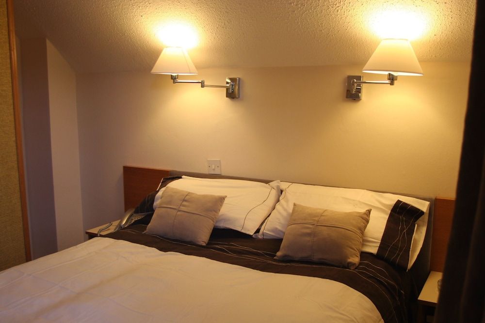 Clifton Lodge Hotel 2