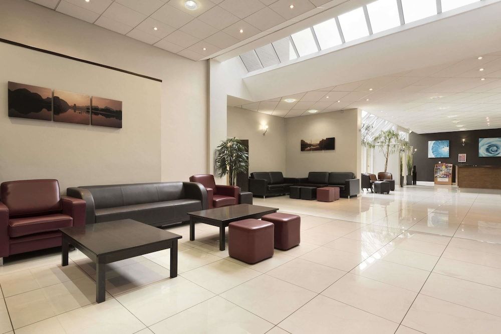 Days Hotel by Wyndham Coventry City Centre 3