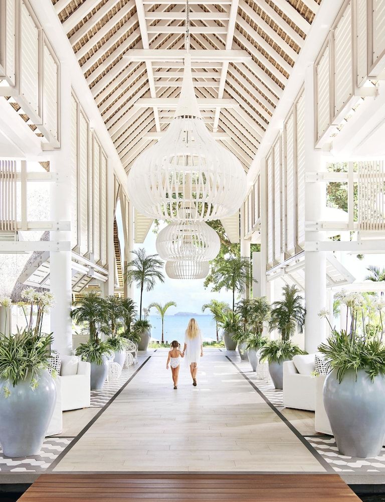 LUX* Grand Gaube 2 LUX* Grand Gaube 2