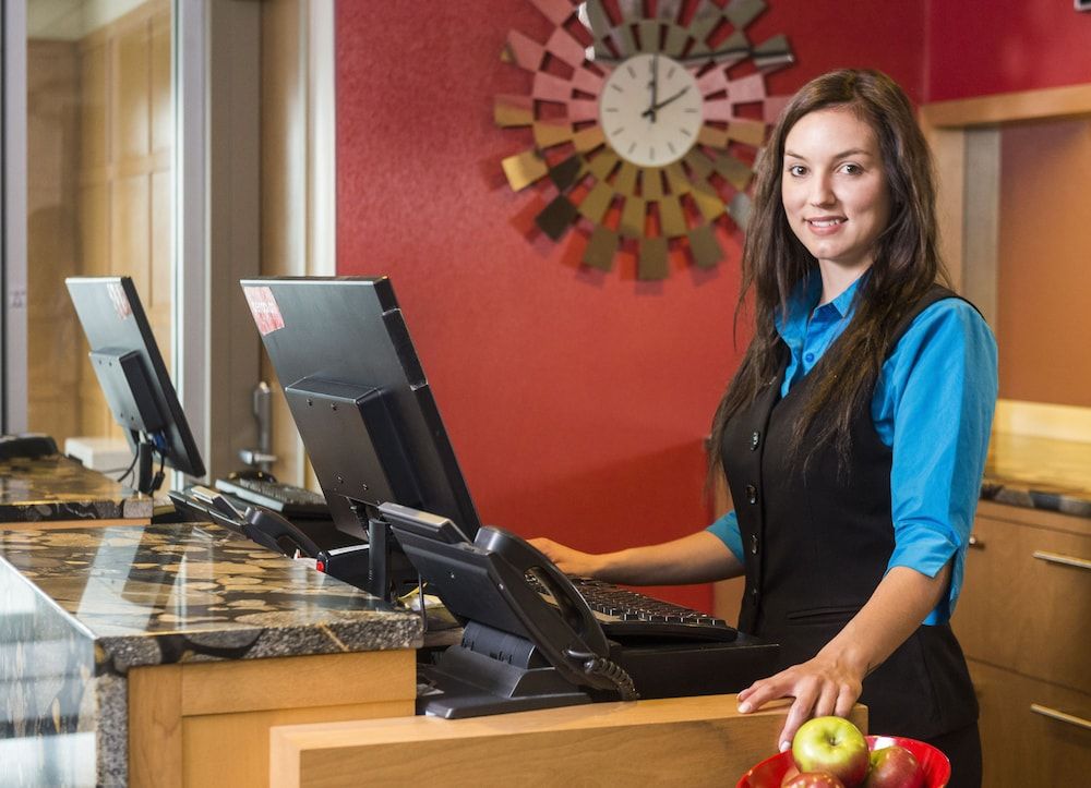 Hotel & Suites Le Dauphin Quebec 3