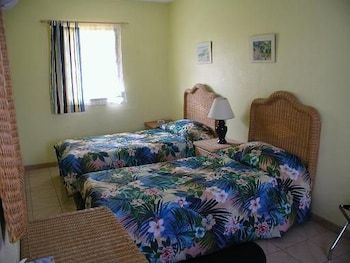 Turquoise Shell Inn 2