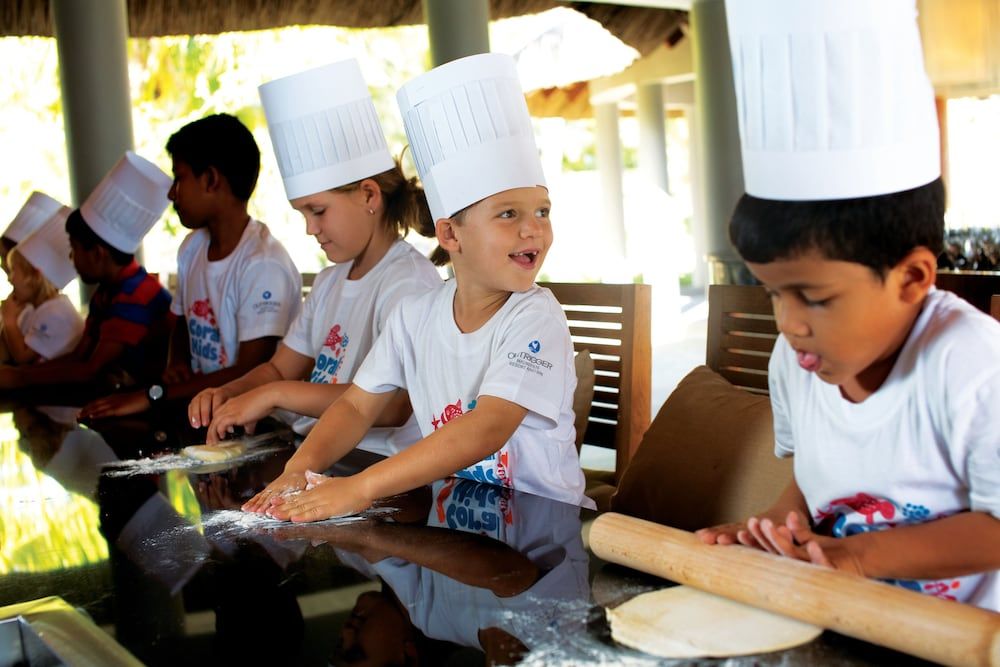 Outrigger Mauritius Beach Resort 2 Outrigger Mauritius Beach Resort 2