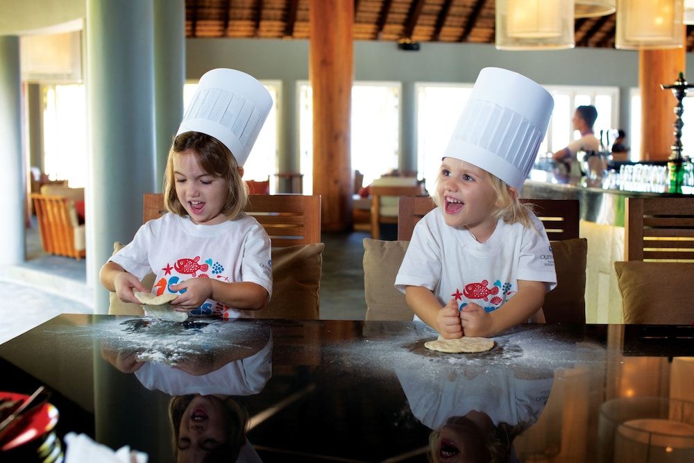 Outrigger Mauritius Beach Resort 3 Outrigger Mauritius Beach Resort 3