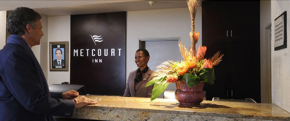 Peermont Metcourt Inn at The Grand Palm Resort 2