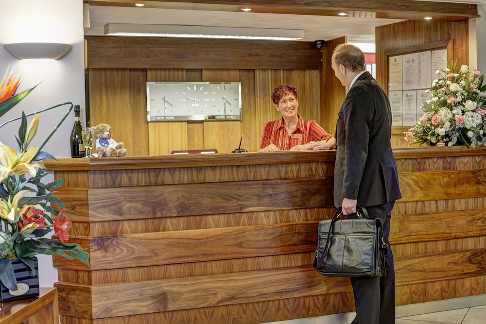 Best Western Plus Ullesthorpe Court Hotel & Golf Club 2