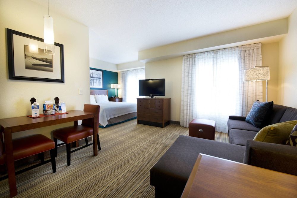 Residence Inn by Marriott Mississauga - Arpt Corp Ctr West 2