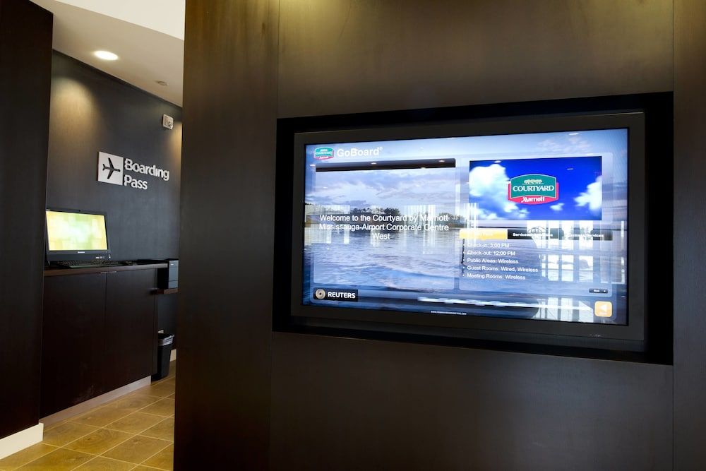 Courtyard by Marriott Mississauga - Airport Corporate Centre West 2