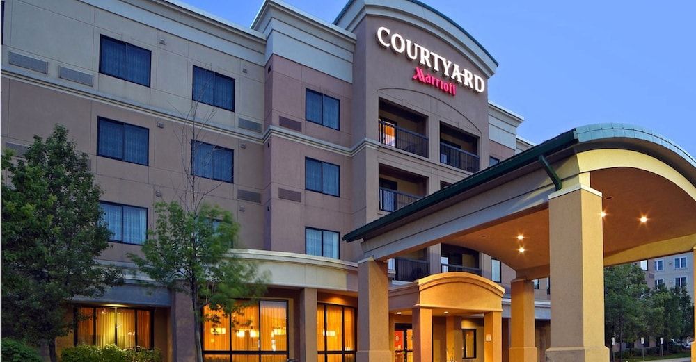 Courtyard by Marriott Mississauga - Airport Corporate Centre West 1