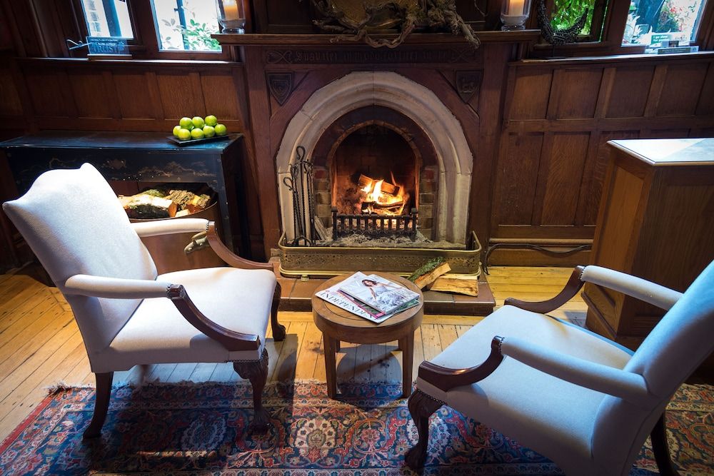 Careys Manor & Senspa 3