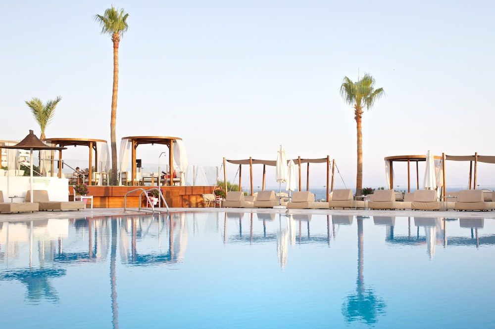 Napa Mermaid Hotel & Suites 4 estrelas em Agia Napa