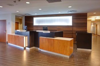 Fairfield Inn and Suites by Marriott Toronto Brampton 2