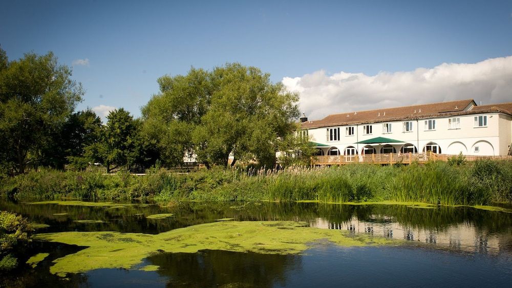 The Bridge House Hotel