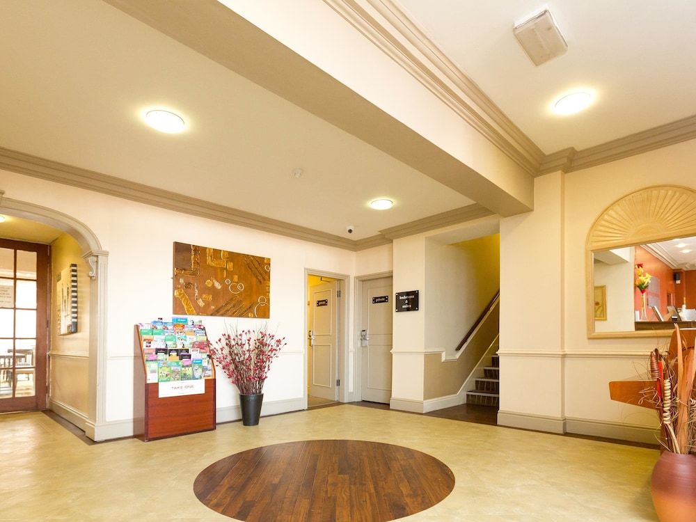 Gainsborough House Hotel 2