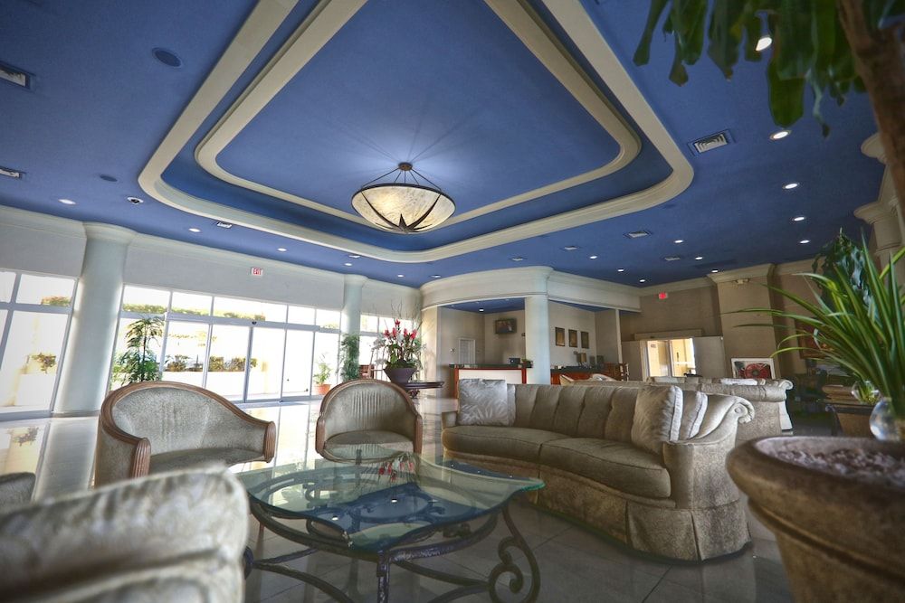 Simpson Bay Beach Resort and Marina 3