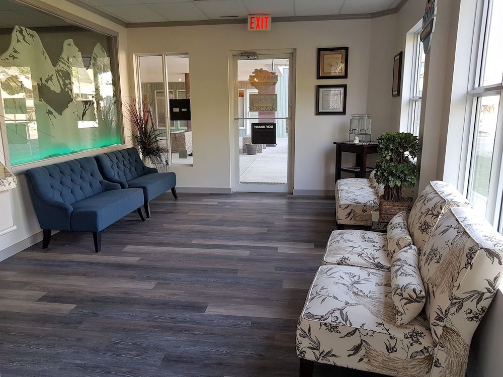 Sunset Resorts Canmore and Spa 2