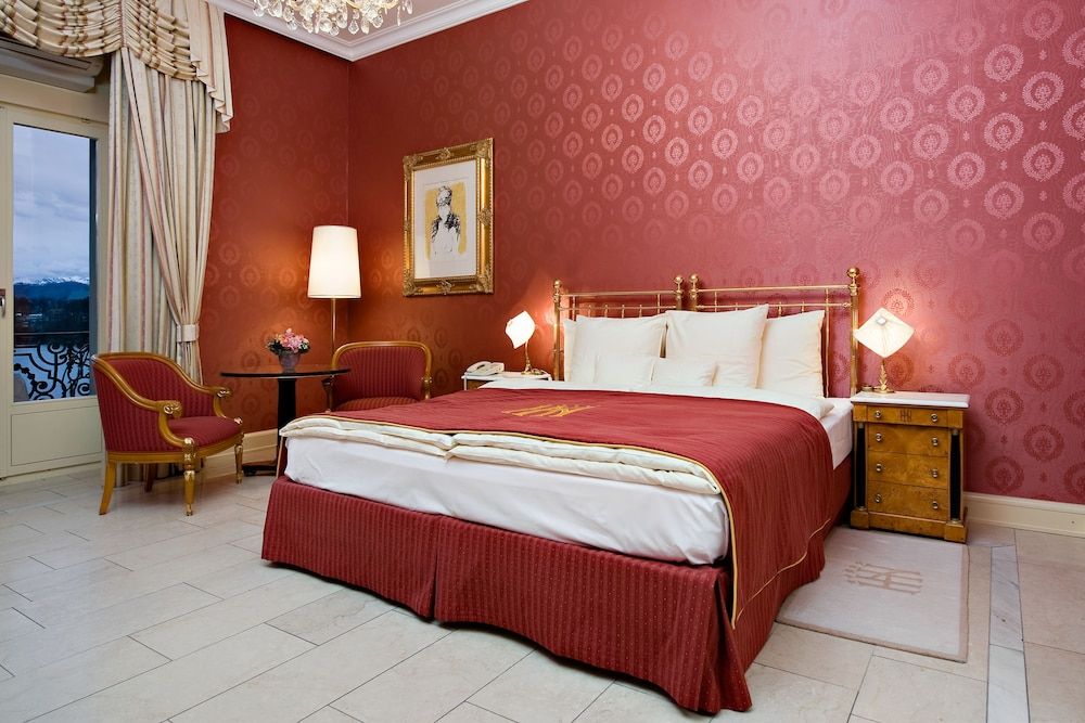 Grand National Lake 3