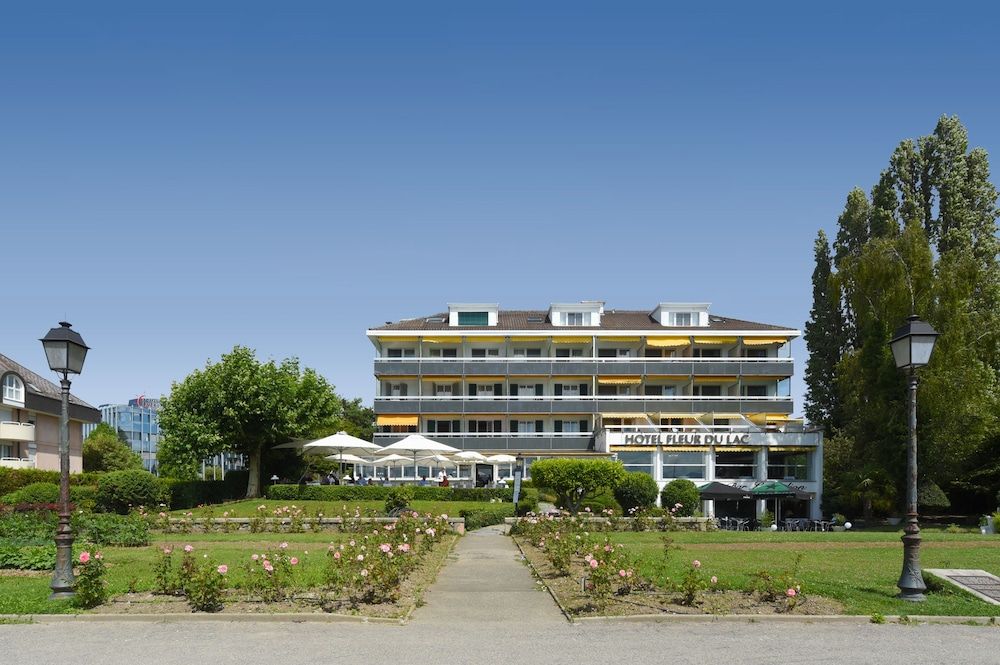 Hotel La Fleur Du Lac 1